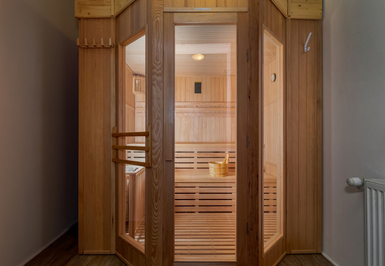 sauna, indoor sauna, wooden sauna, interior, rent