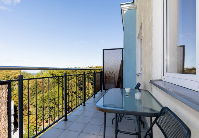 balcony, exterior, exterior view, views, chairs, table, rent