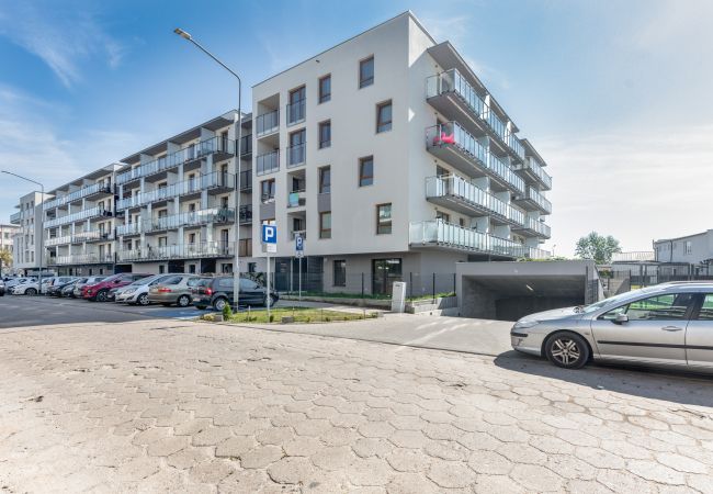 apartment, rent, outside, building, Bałtycka 11, Kolobrzeg, Osiedle Bursztynowe III, vacation