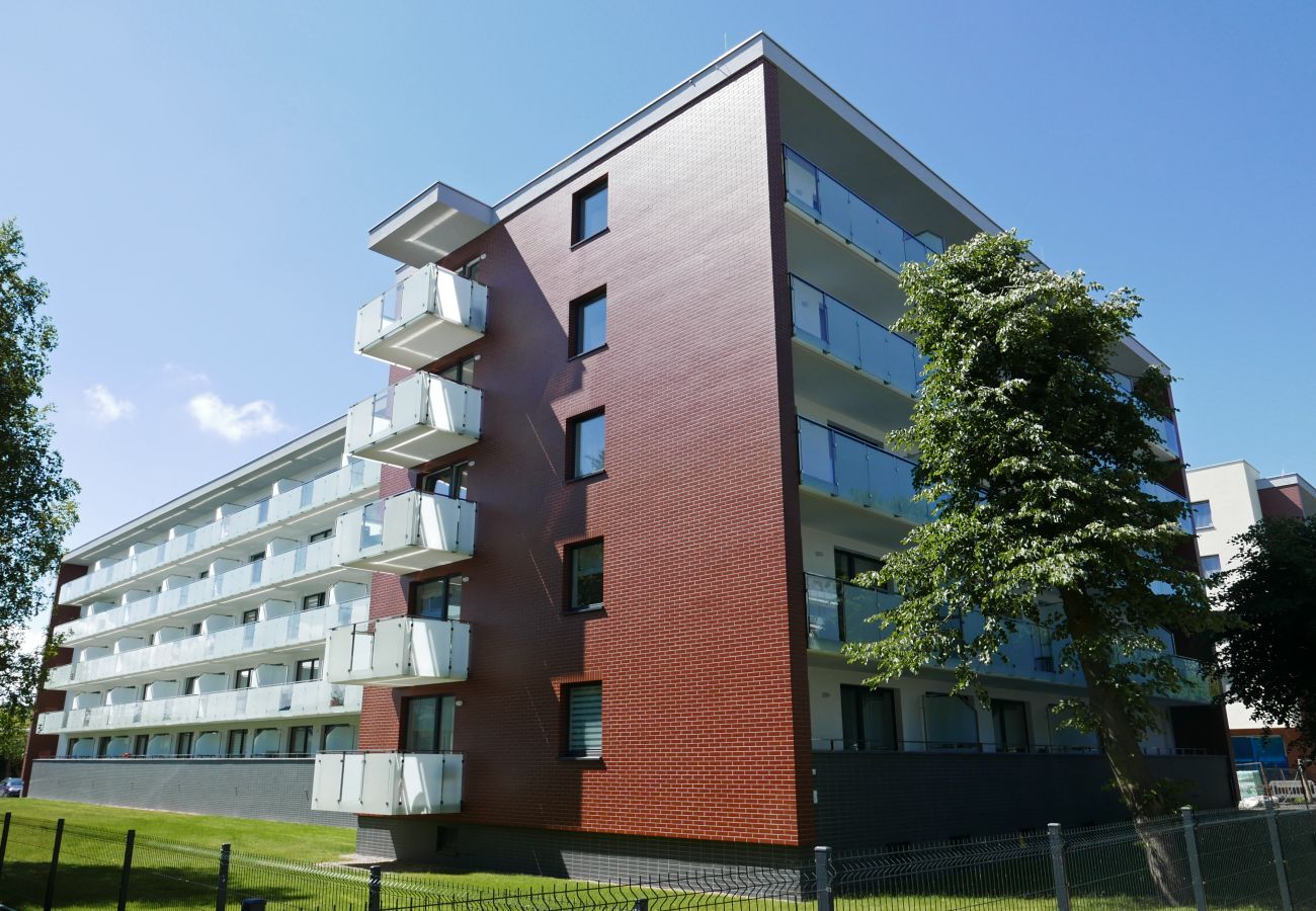 exterior, outside view, apartment building, rent, apartment, Bliżej Morza, Kasprowicza 16, Kołobrzeg