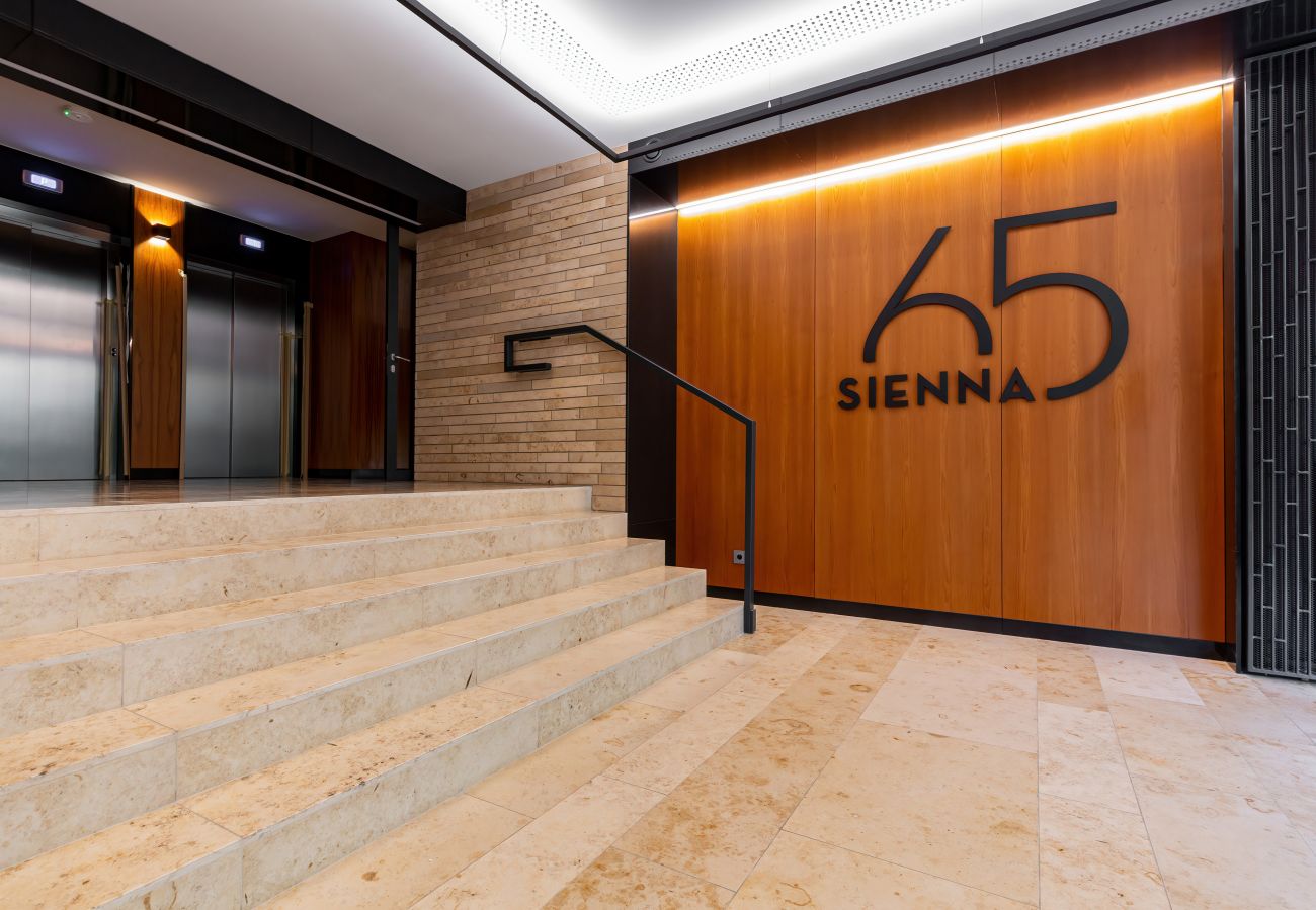 Apartment in Warszawa - Sienna 65/46