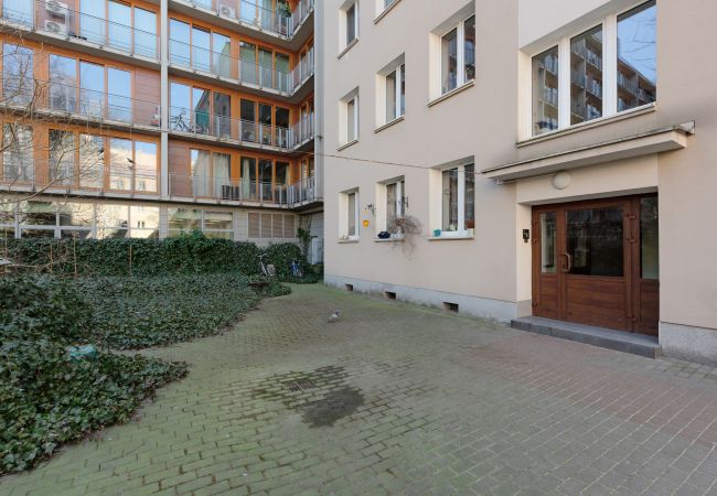Apartment in Warszawa - Emilii Plater 12/17