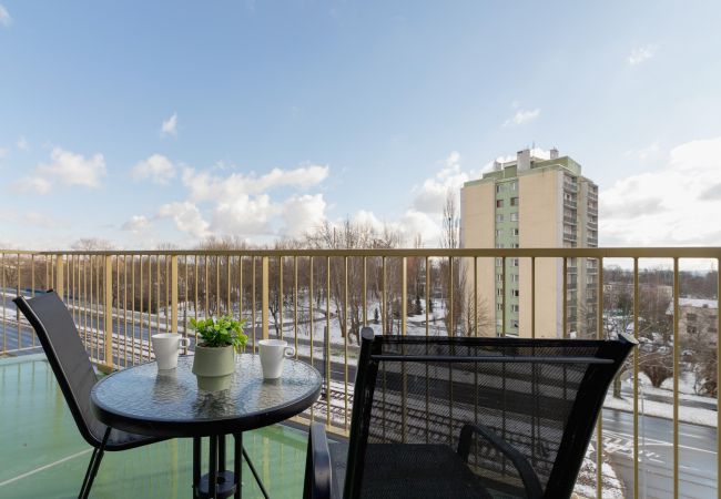 Widok z balkonu w Apartamencie Premium w Krakowie przy ul. Świtezianki blisko Tauron Arena!